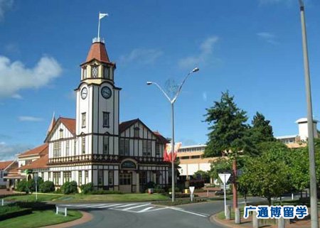 芬兰留学